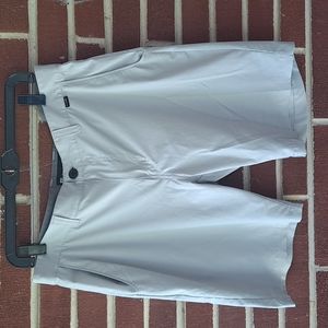 Travis Mathew mens golf shorts